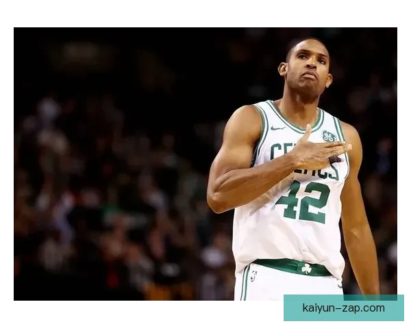 Saka左脚内切射门技术分析：本赛季进攻端表现稳健